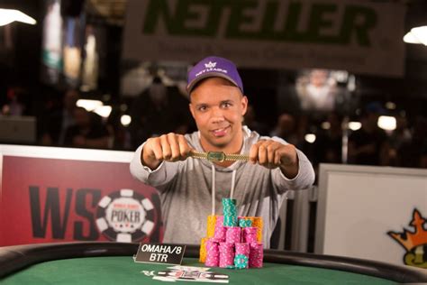 net worth phil ivey